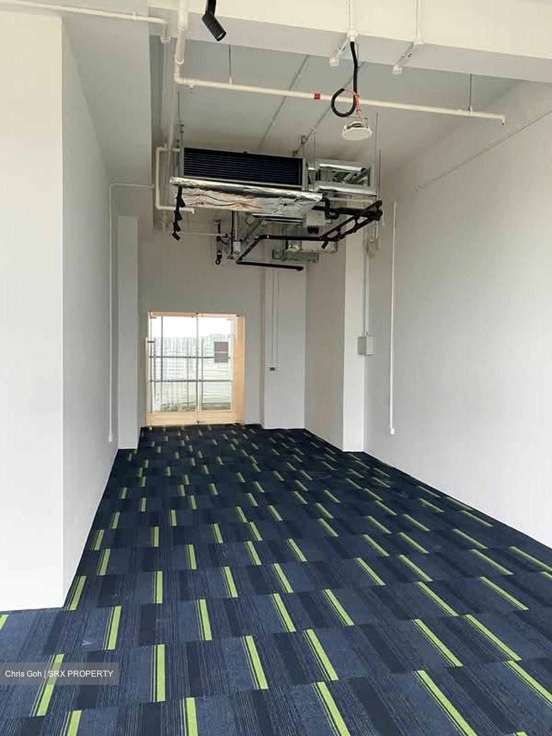 Woodlands Avenue 5 (D25), Office #568698221